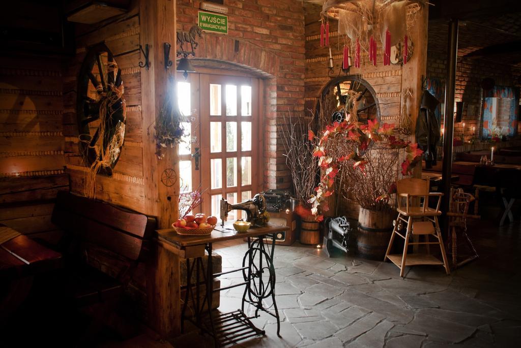 Pyszna Stajenka Hotel Bakow  Bagian luar foto