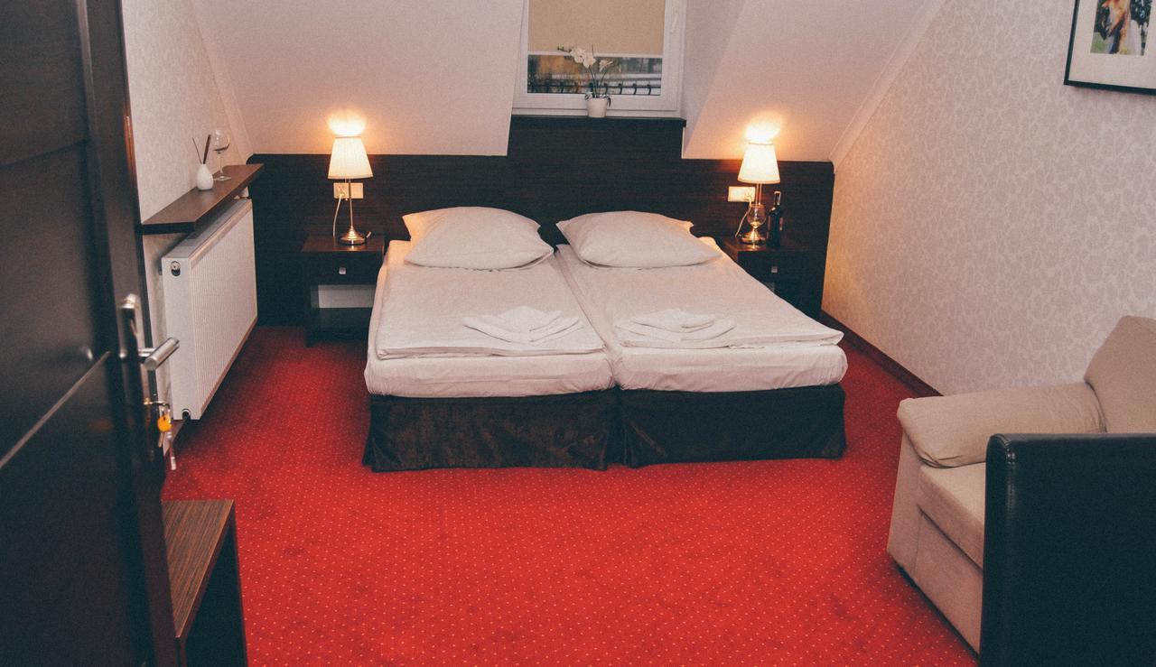 Pyszna Stajenka Hotel Bakow  Bagian luar foto